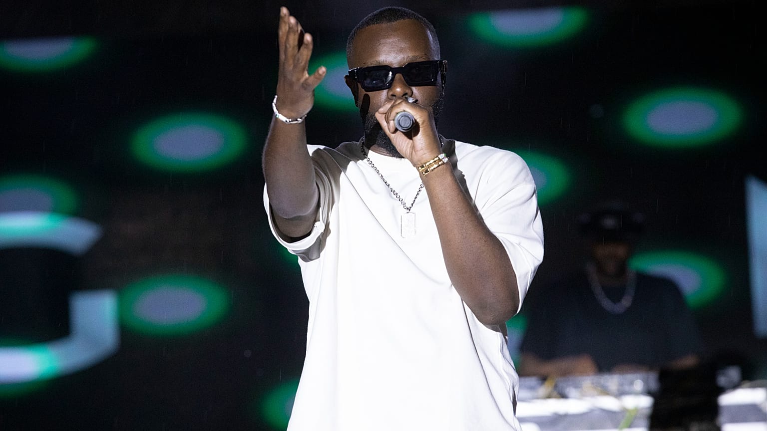 Maitre Gims au FEMUA 16 à Abidjan en 2024