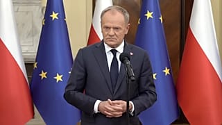 Donald Tusk podczas konferencji prasowej poinformował o założeniach projektu CPN - ceny paliw niżej.