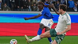 Kean segna il 2 a 0 contro l'Irlanda del Nord nel primo spareggio mondiale