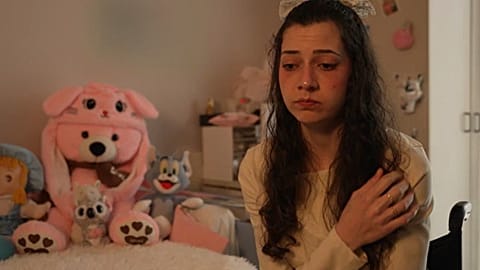 نمایی از صفحهٔ مصاحبه نولیا در برنامهٔ «آهورا سونسولس» از گروه رسانه‌ای «آترسمدیا»