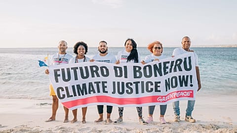 From left to right: Angelo Vrolijk, Danique Martis, Judmar Emerenciana, Jackie Bernabela, Helen Angela, Onnie Emerenciana.