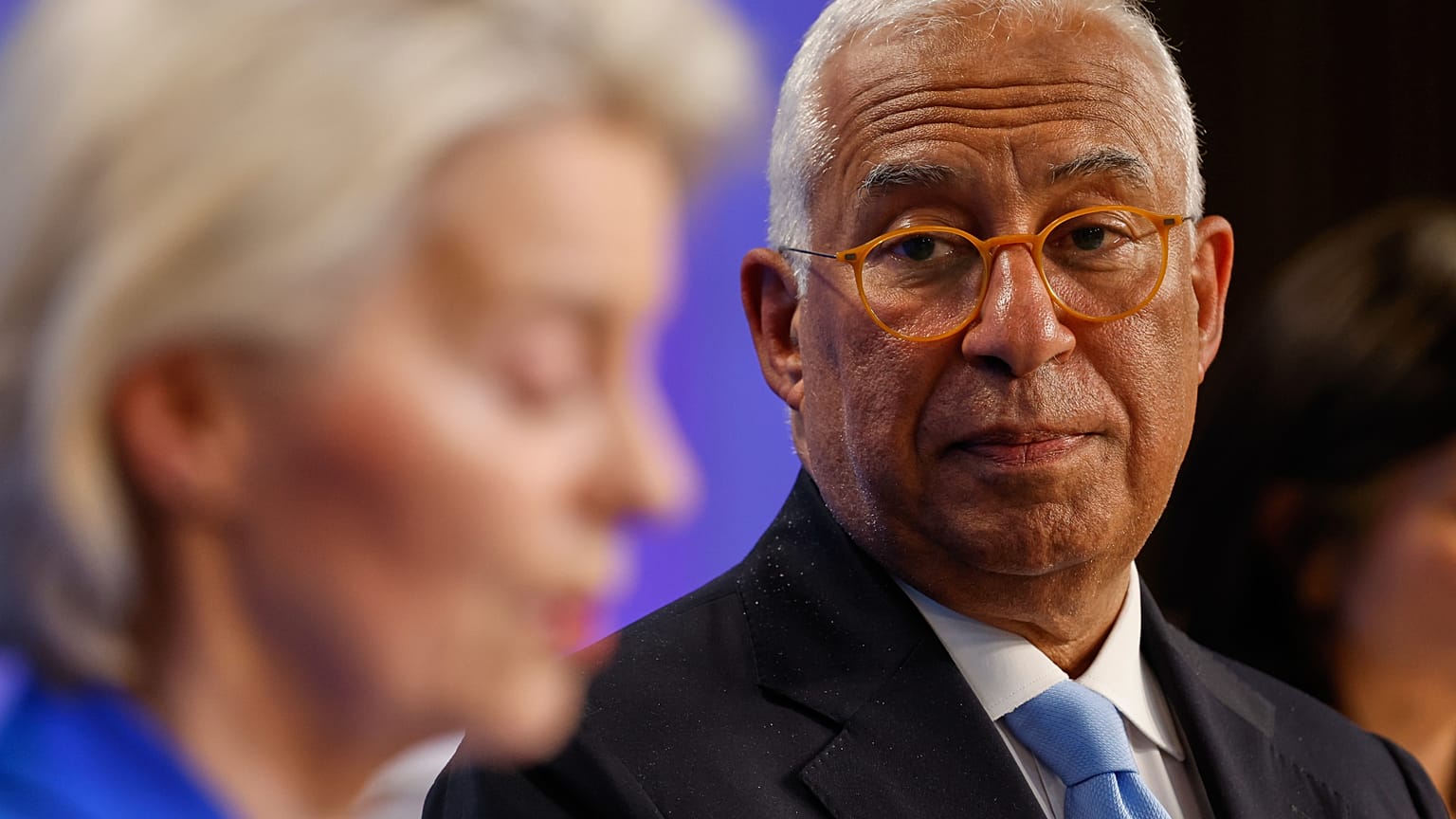 European Council President Antonio Costa, right, and European Commission President Ursula von der Leyen address a media conference at the conclusion of an EU summit in Brussel