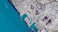 Esta imagem de satélite do Planet Labs PBC mostra a central nuclear de Bushehr, em Bushehr, a 7 de dezembro de 2025