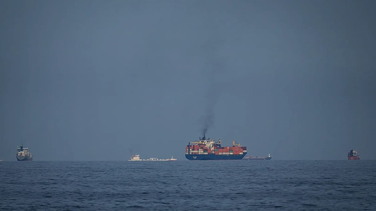 Iran Reverses Stance, Vows to Facilitate Aid Through Strait of Hormuz