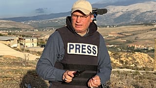 مراسل قناة "المنار" علي شعيب، الذي قُتل في غارة إسرائيلية في جزين إلى جانب صحفيين آخرين يوم السبت 28 آذار/مارس 2026