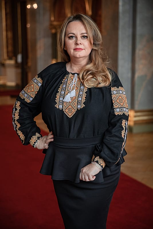 Grexa Liliána ukrán népviseletben 