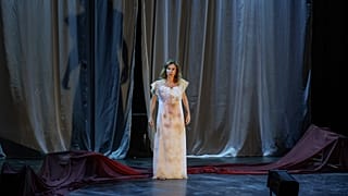 İnci Türkay 'Liste' oyununda.