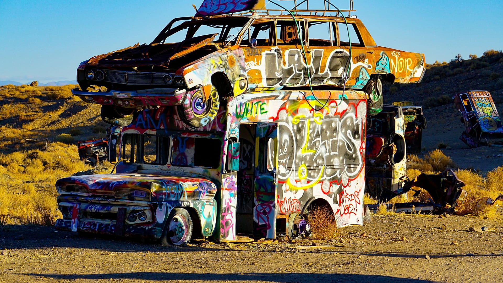 Kunstinstallation International Car Forest in Goldfield, Nevada