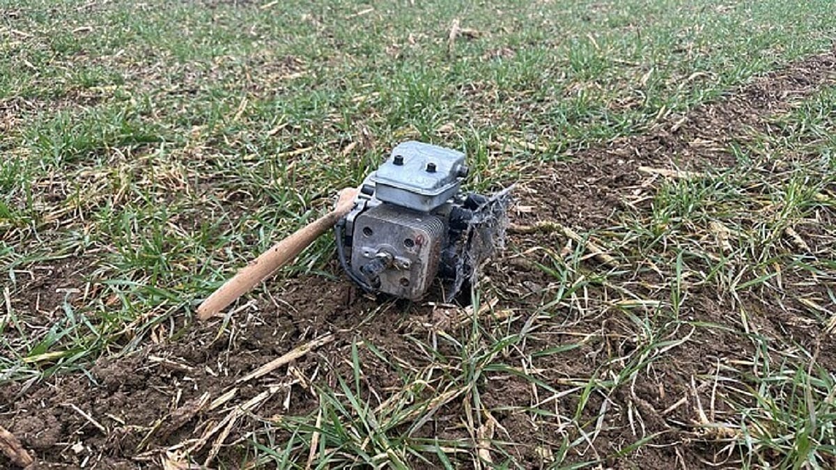 Friss hírek: A Leningrádi területet vették célba, az orosz légvédelem miatt térhettek le a pályájukról.