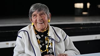 Ginette Kolinka smiles after a meeting with pupils in a Paris-region high school in Saint-Maur-des-Fosses, 21 March, 2026