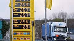 Hinter der Grenze billiger tanken? Polen erwägt, die Spritpreise für Deutsche zu erhöhen