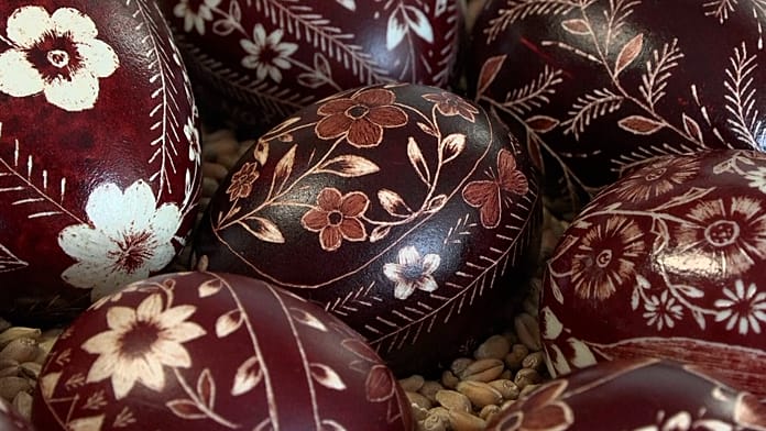 Slovenian women keep centuries-old ‘drsanke’ Easter egg art alive