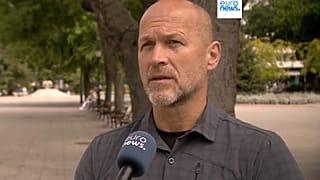 Buda Péter nyilatkozik az Euronewsnak