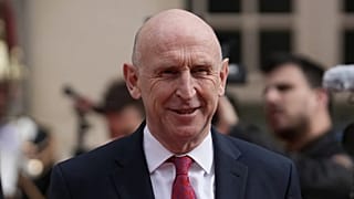 وزير الدفاع البريطاني جون هيلي 