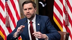 JD Vance prépare-t-il le terrain pour une candidature à l'élection présidentielle de 2028 en publiant un nouveau livre ?