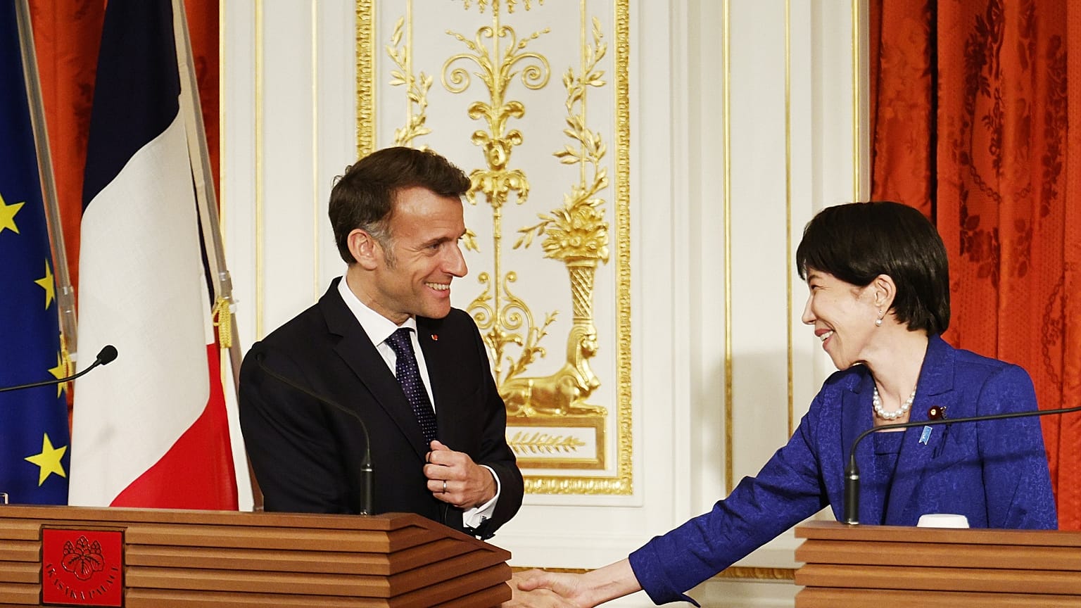 Emmanuel Macron et Sanae Takaichi au Japon le 1er avril 2026