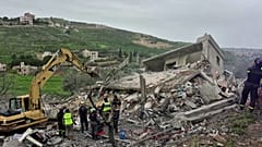 Südlibanon: Rettungskräfte sichern Ort israelischen Angriffs im Südlibanon