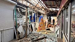 Последствия удара по рынку в Никополе