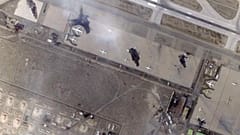 تُظهر صورة القمر الصناعي هذه من Planet Labs PBC الأضرار التي لحقت بعد الغارات الجوية التي استهدفت مطار مهرآباد الدولي في طهران، إيران