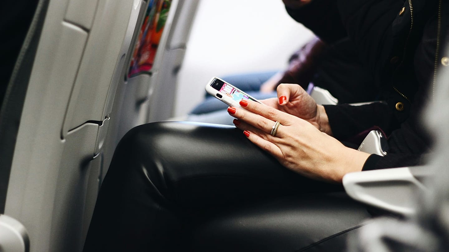 British Airways Partners with Starlink for In-Flight WiFi Enabling Voice and Video Calls Amid Usage Concerns