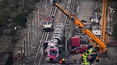 Vista del lugar de una colisión ferroviaria en Adamuz, en el sur de España, el martes 20 de enero de 2026. AP Photo/Manu Fernandez).