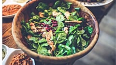 Eine gesunde pflanzliche Ernährung könnte das Risiko für Alzheimer und andere Demenzen senken.