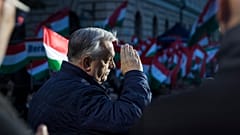 El primer ministro húngaro, Viktor Orbán, hace campaña en Debrecen el 9 de abril de 2026.