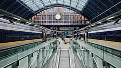 Eurostar-Züge am Bahnhof London St Pancras International