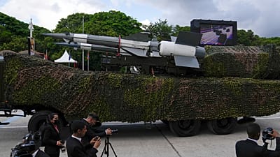 Un misil, presentado durante un desfile de las fuerzas armadas de Venezuela.