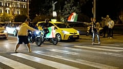 Ungarn: Jubelrufe und Hupkonzert in Budapest, Orbán verliert Wahl