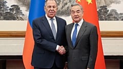 Szergej Lavrov és Wang Yi