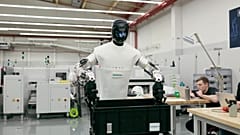 Siemens erklärte am Donnerstag, es habe den Roboter von Humanoid in seinem Elektronikwerk in Erlangen erprobt.