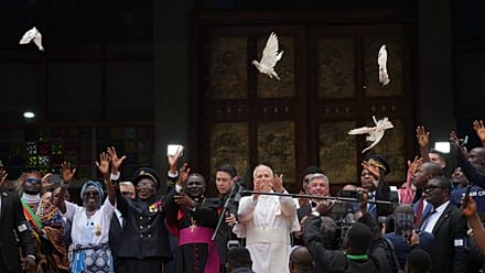 Cameroon sees mass turnout for Pope Leo XIV visit as he calls for peace 