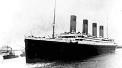مغادرة سفينة "تايتانيك" ميناء ساوثهامبتون بإنجلترا في 10 أبريل 1912، في رحلتها الأولى.