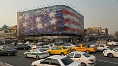 بیلبوردی در تهران در ژانویه ۲۰۲۶