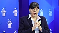 Η Λάουρα Κοβέσι στο Φόρουμ των Δελφών