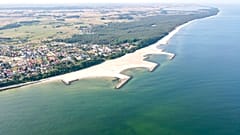 An der polnischen Ostseeküste in Jaroslawiec wurde der größte künstliche Strand Europas geschaffen.