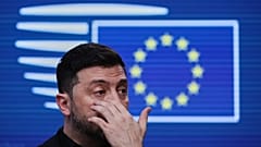 Der ukrainische Präsident Volodymyr Zelenskyy spricht auf einer Medienkonferenz während des EU-Gipfels in Brüssel, 18. Dezember 2025