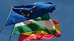Banderas de la UE, Andalucía y España