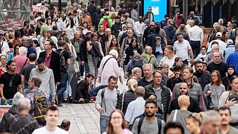 Atualmente, há mais homens jovens do que mulheres em todo o mundo - imagem simbólica