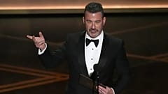 Jimmy Kimmel präsentiert den Preis für den besten Dokumentar-Kurzfilm während der Oscar-Verleihung in Los Angeles, 15. März 2026