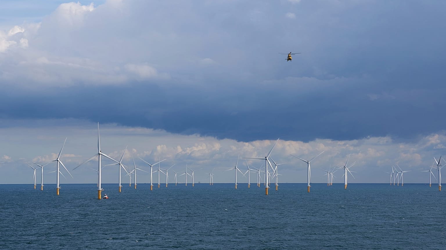 Archives : des éoliennes près du Modular Offshore Grid, en mer du Nord, au large des côtes belges, le 9 septembre 2019