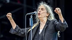 Amerikalı şarkıcı Patti Smith, 23 Temmuz 2024 Salı günü İsviçre'nin Nyon kentinde düzenlenen 46. Paleo Festivali sırasında ana sahnede performans sergiliyor.