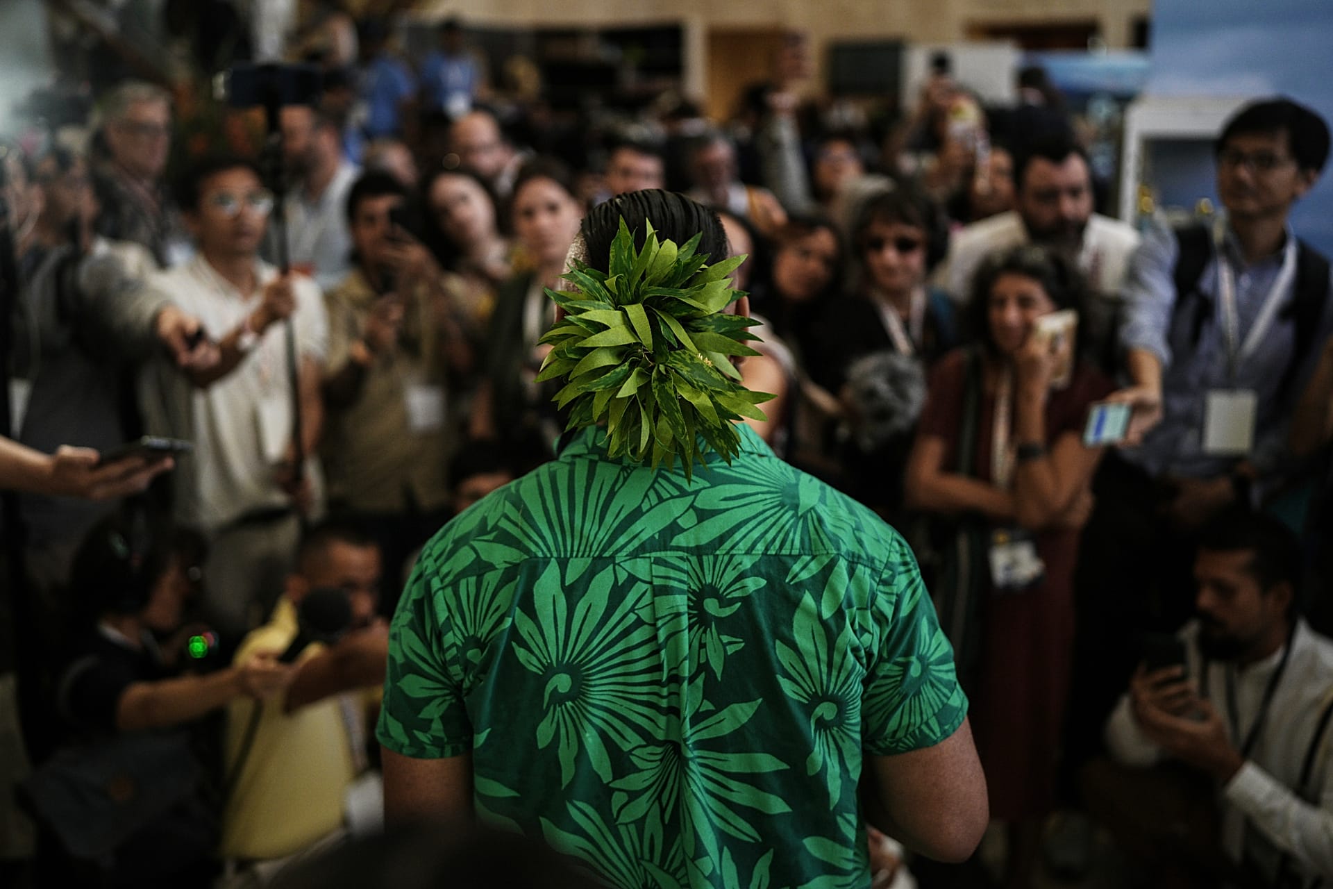 Lawyers Urge Fossil Fuel End; Nations Stall, Indigenous Object
