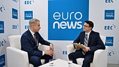 Vizepremierminister und Minister für Digitalisierung Krzysztof Gawkowski im Gespräch mit Euronews auf dem Europäischen Wirtschaftskongress in Katowice, 23.04.2026. 