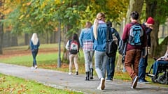 Große Studie: Elf Krebsarten treffen in England zunehmend junge Menschen.