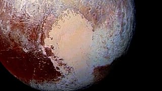 Plüton'un “Tombaugh Regio” adı verilen kalp şeklindeki yüzey yapısı