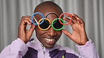 Record-breaking marathoner Sawe receives hero's welcome in Kenya