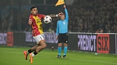 Dean James during the Europa League match between Go Ahead Eagles and VfB Stuttgart in Deventer, Netherlands, on 27 November 2025.