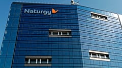 La sede de Naturgy en Madrid se viste con una fachada ventilada.